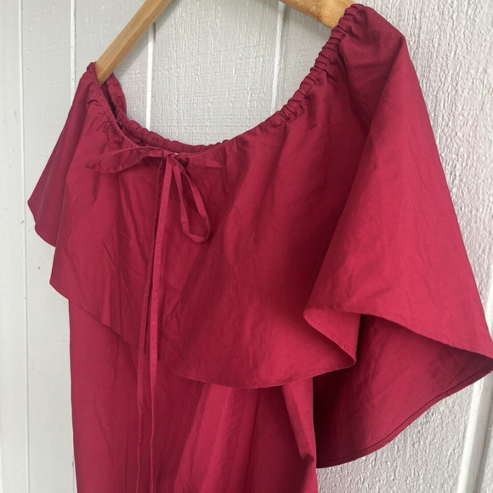 Alice + Olivia Jada Caped Dress in Bright Bordeaux Burgundy Size S - Picture 3 of 10